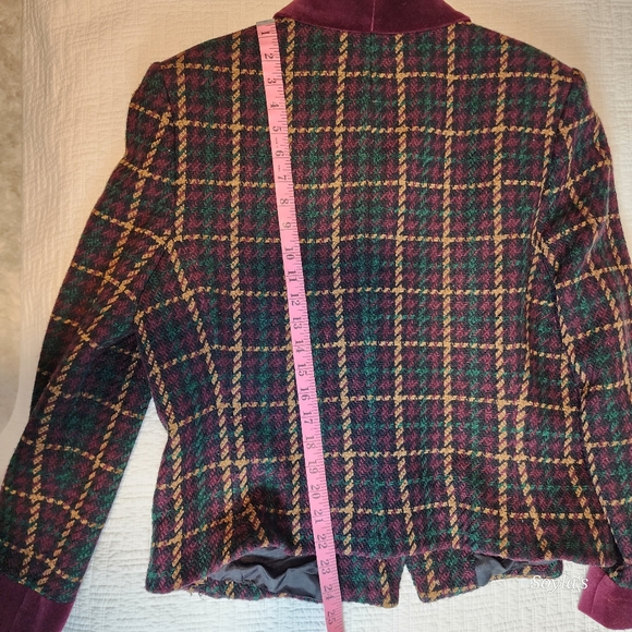 Albert Nipon Suit Jacket - Picture 6 of 7